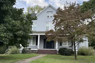 525 E Washington St, Charles Town, WV 25414 - Photo 1
