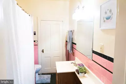 525 E Washington Street, Charles Town, WV 25414 - Photo 37