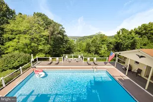 417 Hostler Rd, Harpers Ferry, WV 25425 - Photo 1