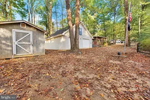 587 Gray Fox Rd, Harpers Ferry, WV 25425 - Photo 7