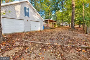 587 Gray Fox Rd, Harpers Ferry, WV 25425 - Photo 5