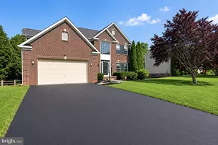 422 Sawgrass Dr, Charles Town, WV 25414 - Photo 3