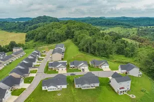 1202 Chinkapin Oak Trl, Morgantown, WV 26501 - Photo 7