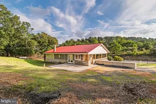 13531 Frankfort Hwy, Springfield, WV 26763 - Photo 15