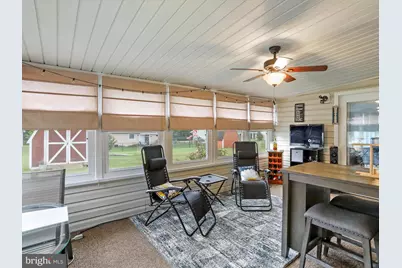 25 S Hummingbird Street, Keyser, WV 26726 - Photo 7