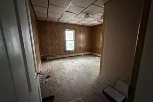 166 S Main St, Keyser, WV 26726 - Photo 15