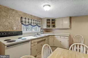 48 Wayland Dr, Keyser, WV 26726 - Photo 7