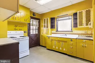 28 E Central Ave, Ridgeley, WV 26753 - Photo 9