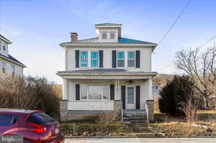 28 E Central Ave, Ridgeley, WV 26753 - Photo 3