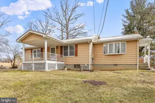 670 Scenic Ln, Ridgeley, WV 26753 - Photo 3