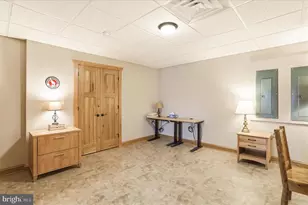 879 Olde Oak View Dr, Springfield, WV 26763 - Photo 37