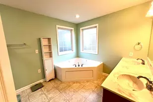 956 S Lakewood Dr, Ridgeley, WV 26753 - Photo 25