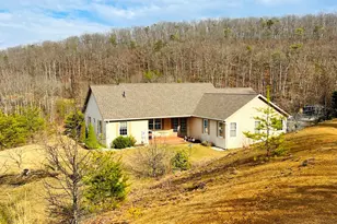 956 S Lakewood Dr, Ridgeley, WV 26753 - Photo 7