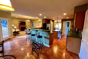 956 S Lakewood Dr, Ridgeley, WV 26753 - Photo 15