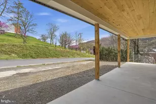 51 State St, Keyser, WV 26726 - Photo 7