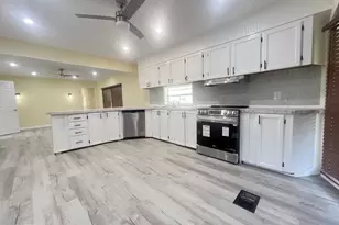 202 Mt Laurel Dr, Ridgeley, WV 26753 - Photo 1