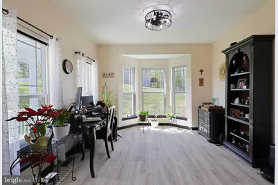 1561 N Lakewood Drive, Ridgeley, WV 26753 - Photo 11