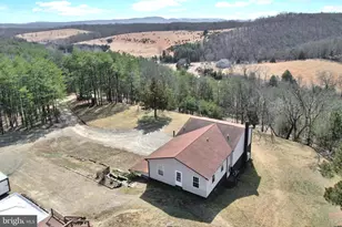 40 Amandas Ln, Keyser, WV 26726 - Photo 3