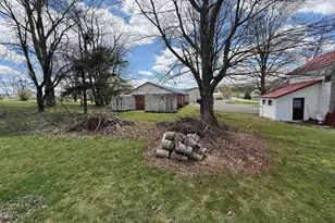 132 Oak St, Elk Garden, WV 26717 - Photo 25