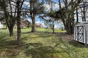 132 Oak St, Elk Garden, WV 26717 - Photo 19