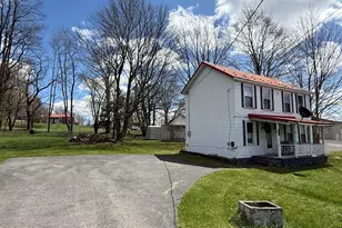 132 Oak St, Elk Garden, WV 26717 - Photo 7