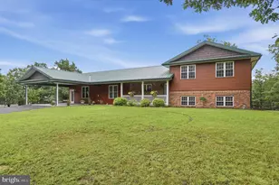 317 Grand View Dr, Keyser, WV 26726 - Photo 1