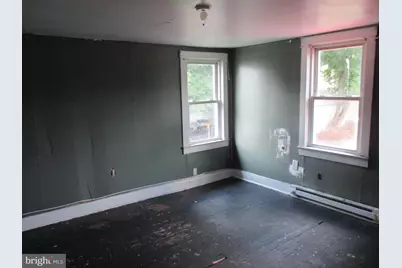 43 N F Street, Keyser, WV 26726 - Photo 9