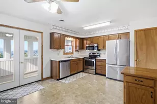400 Baltimore St, Keyser, WV 26726 - Photo 9