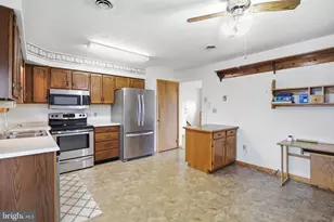 400 Baltimore St, Keyser, WV 26726 - Photo 7