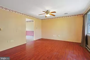 10 N Hummingbird St, Keyser, WV 26726 - Photo 7