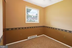 10 N Hummingbird St, Keyser, WV 26726 - Photo 15