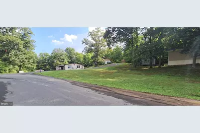 238 Mount Laurel Drive, Ridgeley, WV 26753 - Photo 9