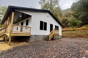 1131 Miller Rd, Ridgeley, WV 26753 - Photo 3