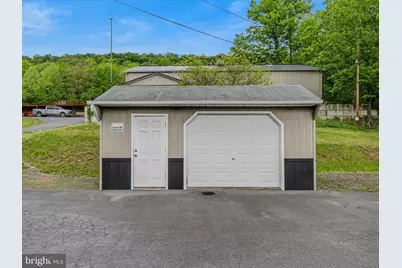 4782 Valley Road #2, Berkeley Springs, WV 25411 - Photo 11