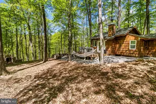 326 Preacher Ln, Great Cacapon, WV 25422 - Photo 9