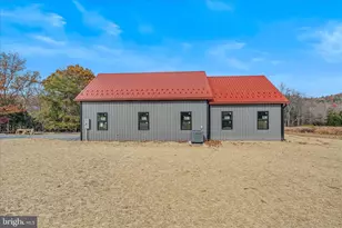 237 Foggy Bottom Ln, Berkeley Springs, WV 25411 - Photo 11