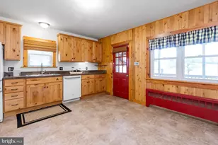 2485 Potomac Rd, Berkeley Springs, WV 25411 - Photo 11