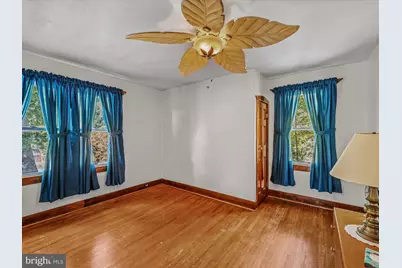687 S Washington Street, Berkeley Springs, WV 25411 - Photo 21