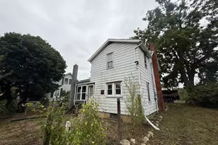 339 Hammond St, Great Cacapon, WV 25422 - Photo 3