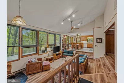 35 Warblers Way, Berkeley Springs, WV 25411 - Photo 11