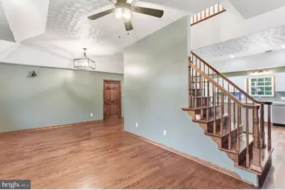 373 Whissen Lane, Berkeley Springs, WV 25411 - Photo 13