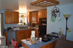 1971 Duckwall, Berkeley Springs, WV 25411 - Photo 17