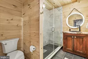 26 Hideout Wy, Great Cacapon, WV 25422 - Photo 17