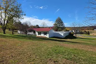 951 Johnsons Mill Rd, Berkeley Springs, WV 25411 - Photo 59