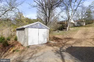 679 Winchester Grade Rd, Berkeley Springs, WV 25411 - Photo 25