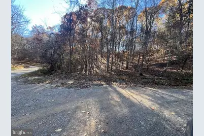 Runaway Court, Berkeley Springs, WV 25411 - Photo 1