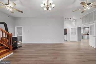 162 Twin Fox Ln, Berkeley Springs, WV 25411 - Photo 7