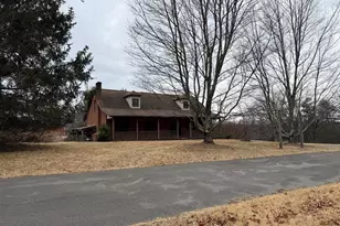 992 Silver Ln, Berkeley Springs, WV 25411 - Photo 35