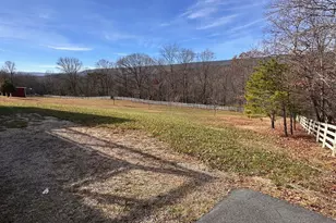 22 Silverhill Ln, Berkeley Springs, WV 25411 - Photo 1