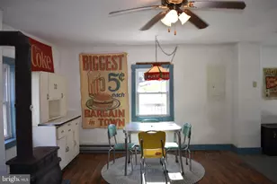 1417 Mountainside, Berkeley Springs, WV 25411 - Photo 5